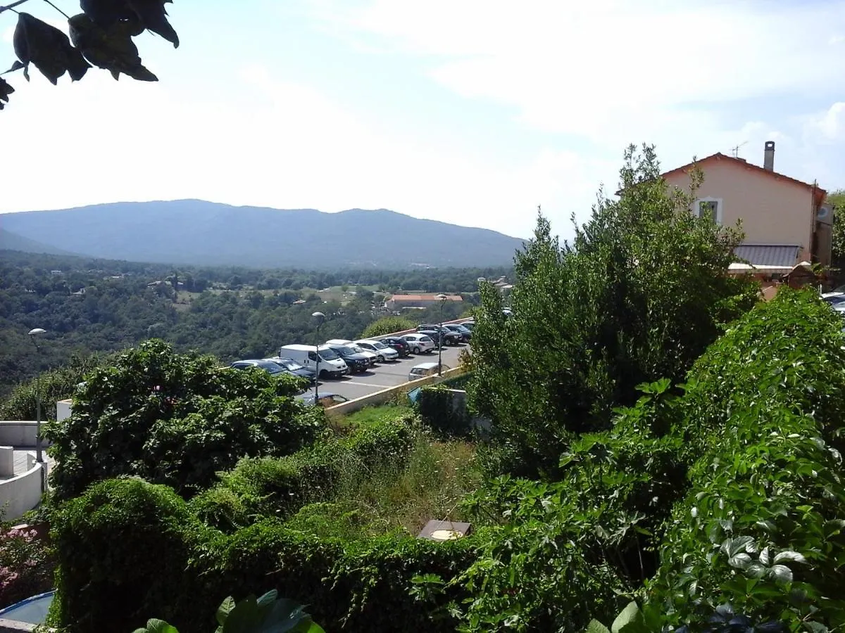 Maison De Village Bagnols-en-Foret France